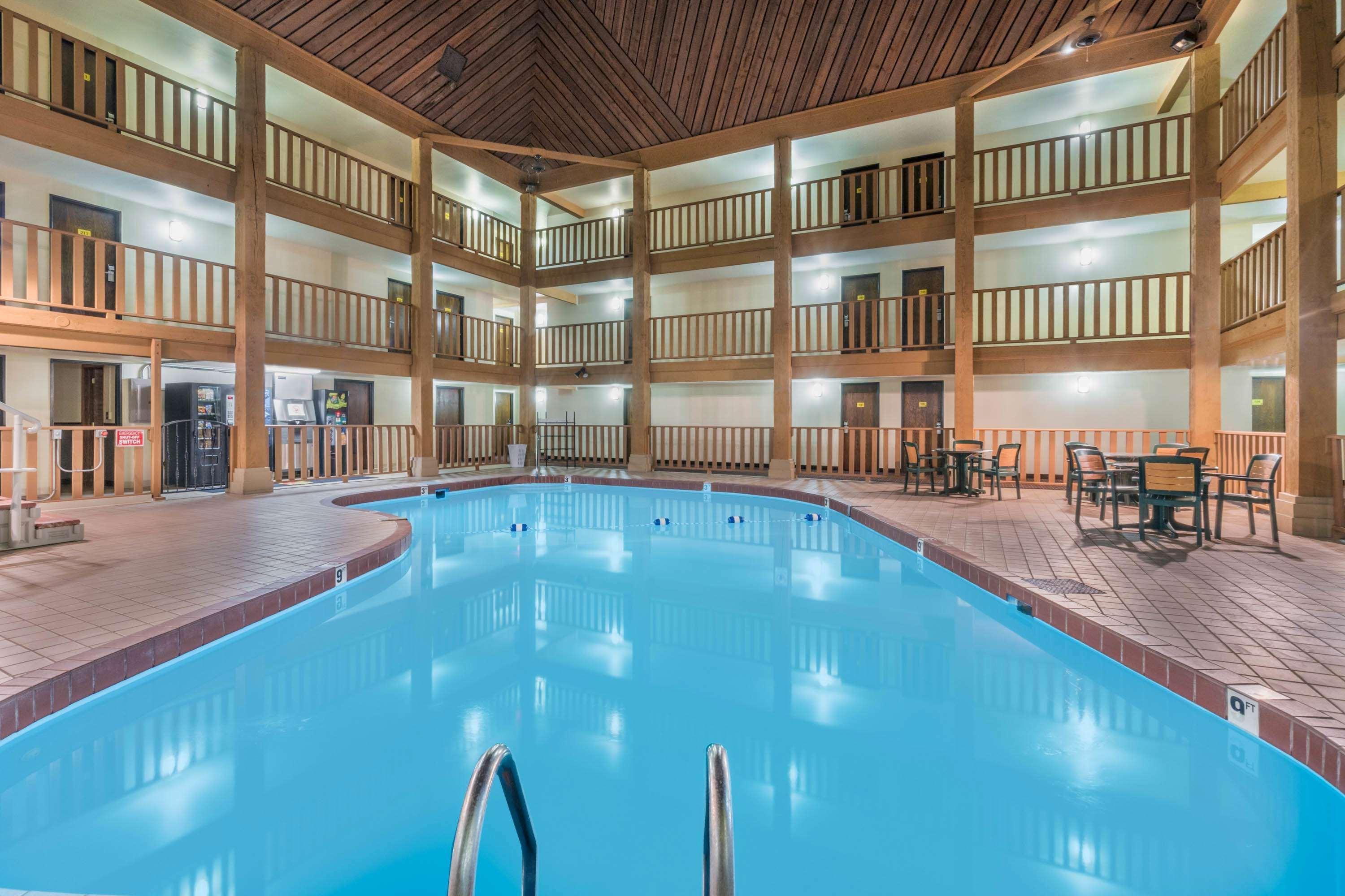 Super 8 By Wyndham Spearfish Hotel Kültér fotó
