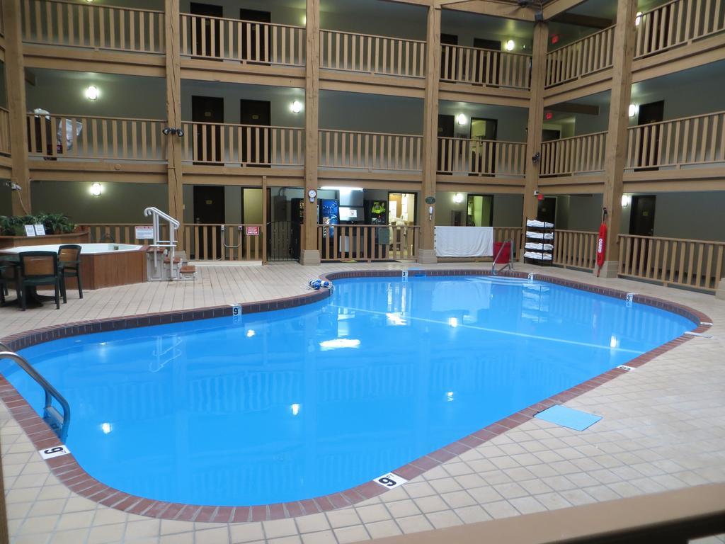 Super 8 By Wyndham Spearfish Hotel Kültér fotó